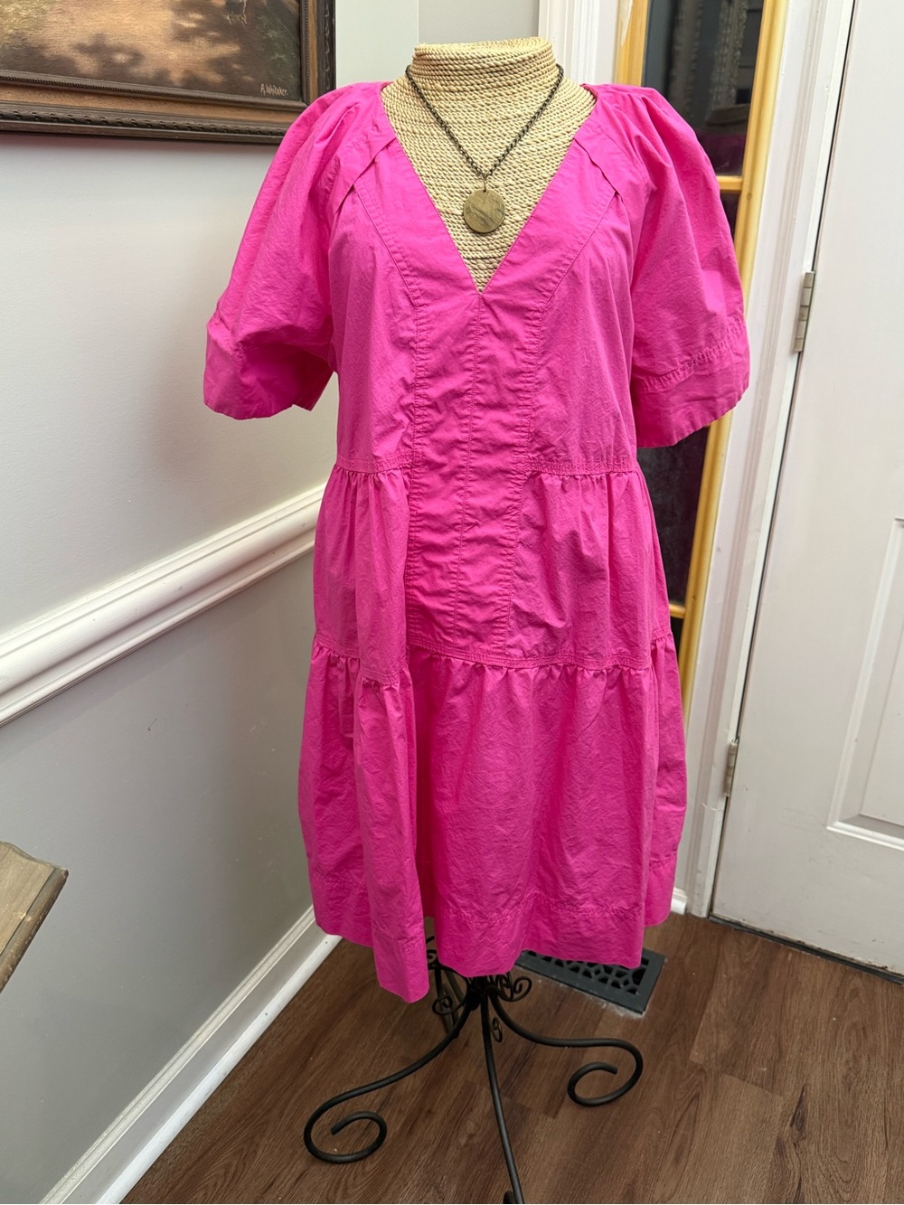 crown & ivy Bright Pink V-Neck Tiered Midi Dress